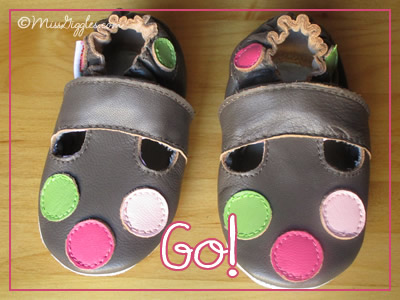 Random Giggles | Shoes! Go!