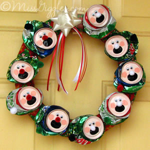 MissGiggles.com - Soda can carolers MissGiggles.com - Soda can carolers